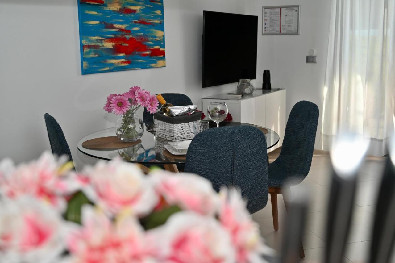 Sea Star Apartment Koper Bagian luar foto